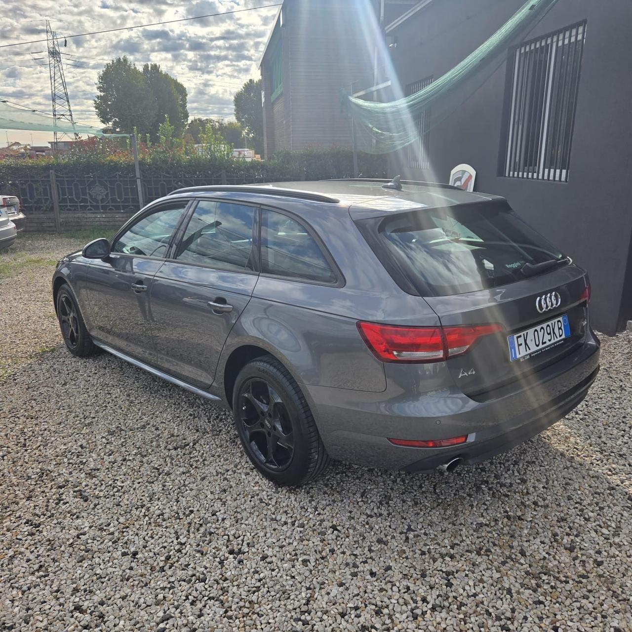 Audi A4 Avant 2.0 TDI 150 CV S tronic Business