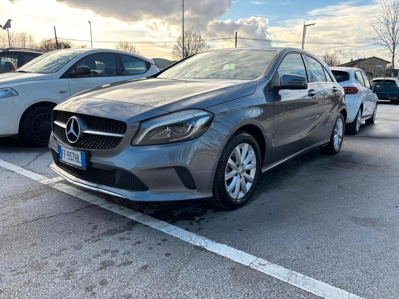 Mercedes Classe A PREMIUM 180 D - 2016