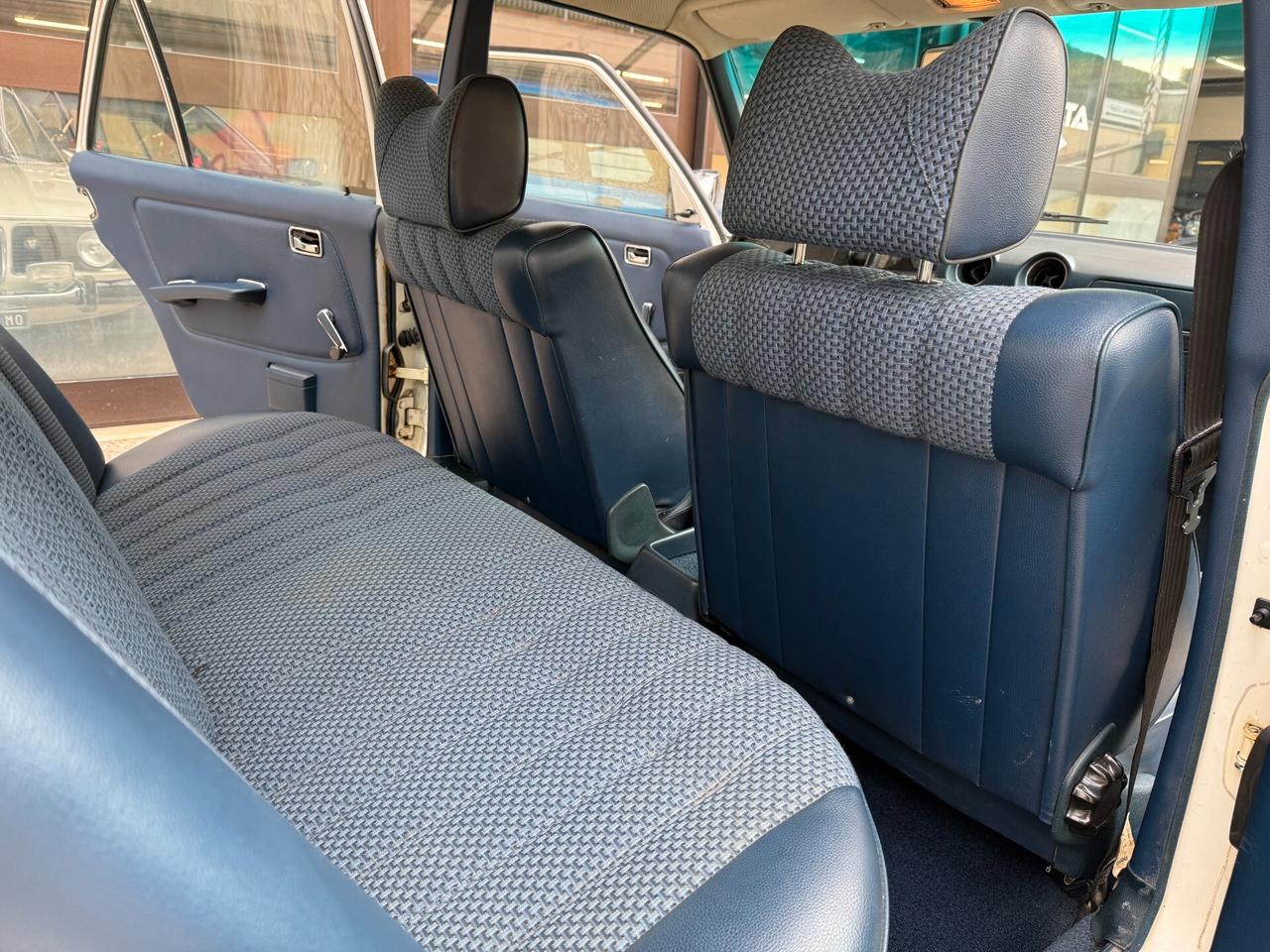 Mercedes 200 W123 "STUPENDA - ASI - TARGHE ORIGINALI"