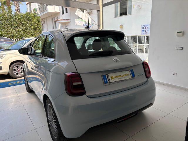 FIAT 500e 42 kWh Icon BUSINESS OPENING EDITION