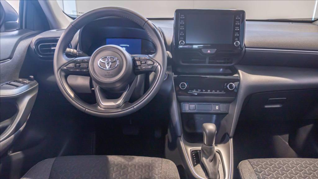 TOYOTA Yaris Cross 1.5h Business fwd 116cv e-cvt del 2024