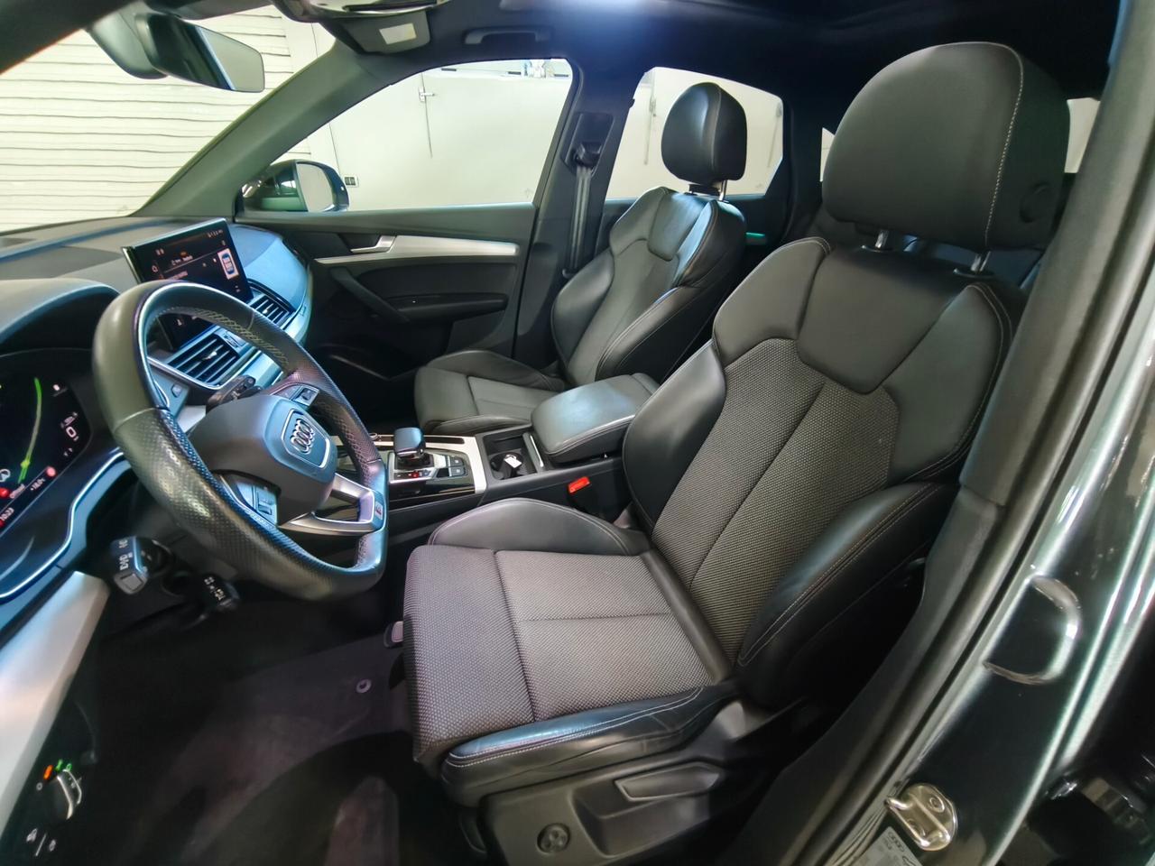 Audi Q5 40 TDI 204 CV quattro S tronic line plus - Led matrix - Tetto - Luci led ambient