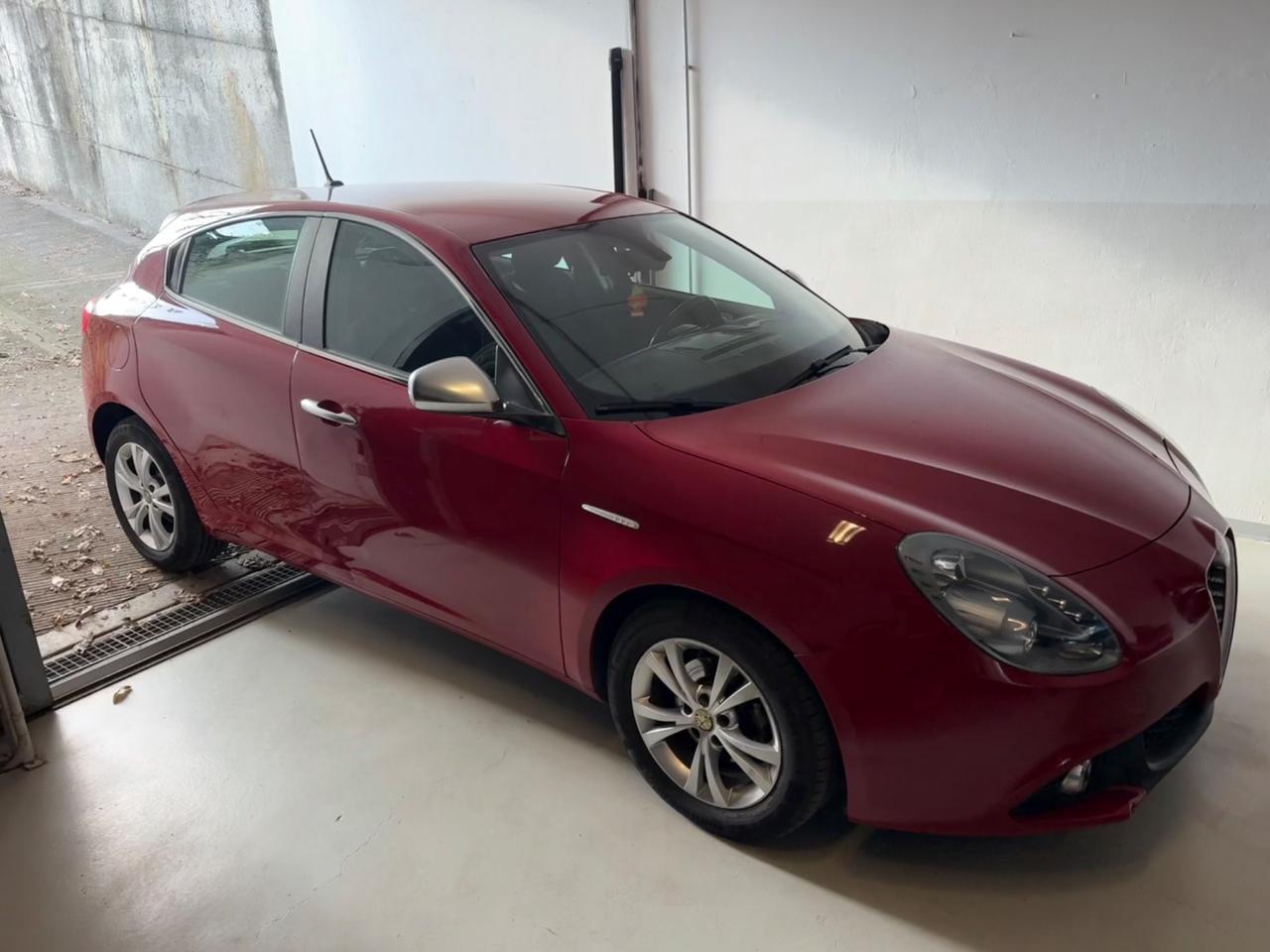 Alfa Romeo Giulietta 1.6 JTDm TCT 120 CV Super