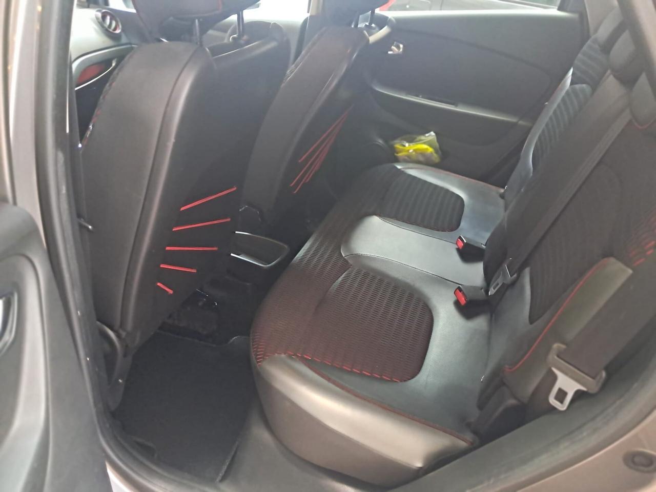 RENAULT CAPTUR 1.5 Dci.90CV-UNIPRO-NAVY-Euro8290