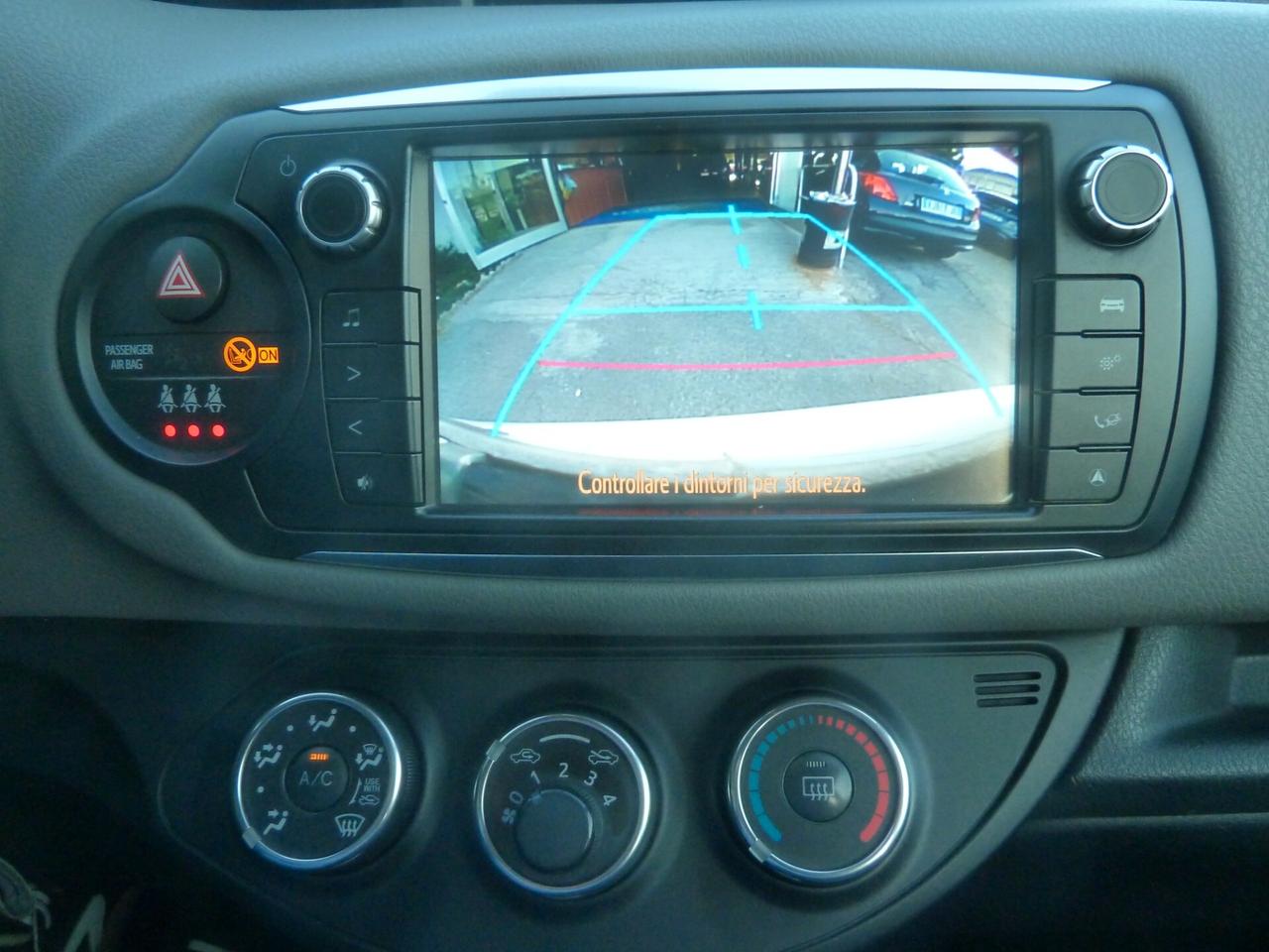 Toyota Yaris 1.0 5 p. OK Neopatentati