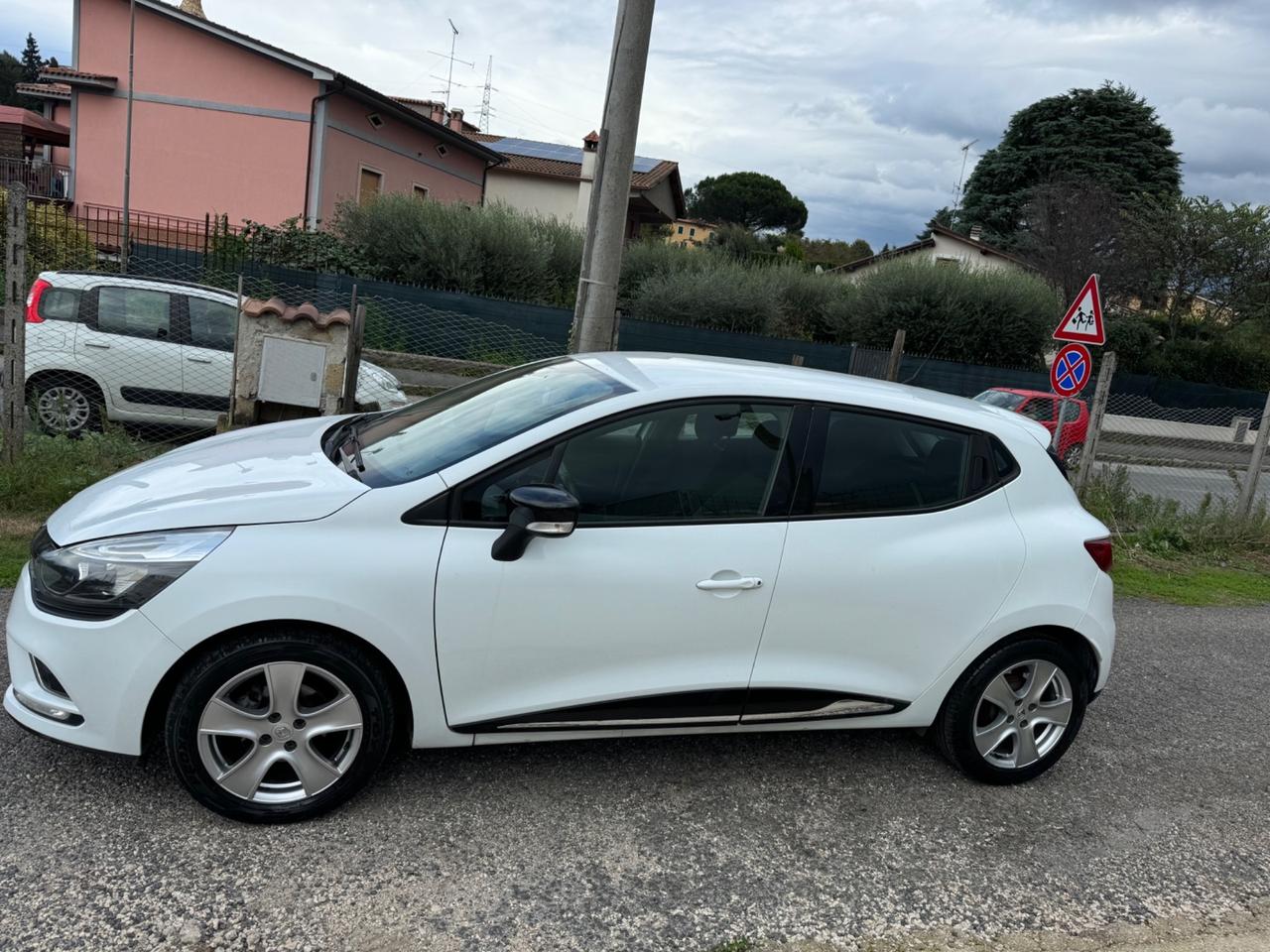 Renault Clio 1.5 dCi 8V 75CV 5 porte Live OK neopatentati