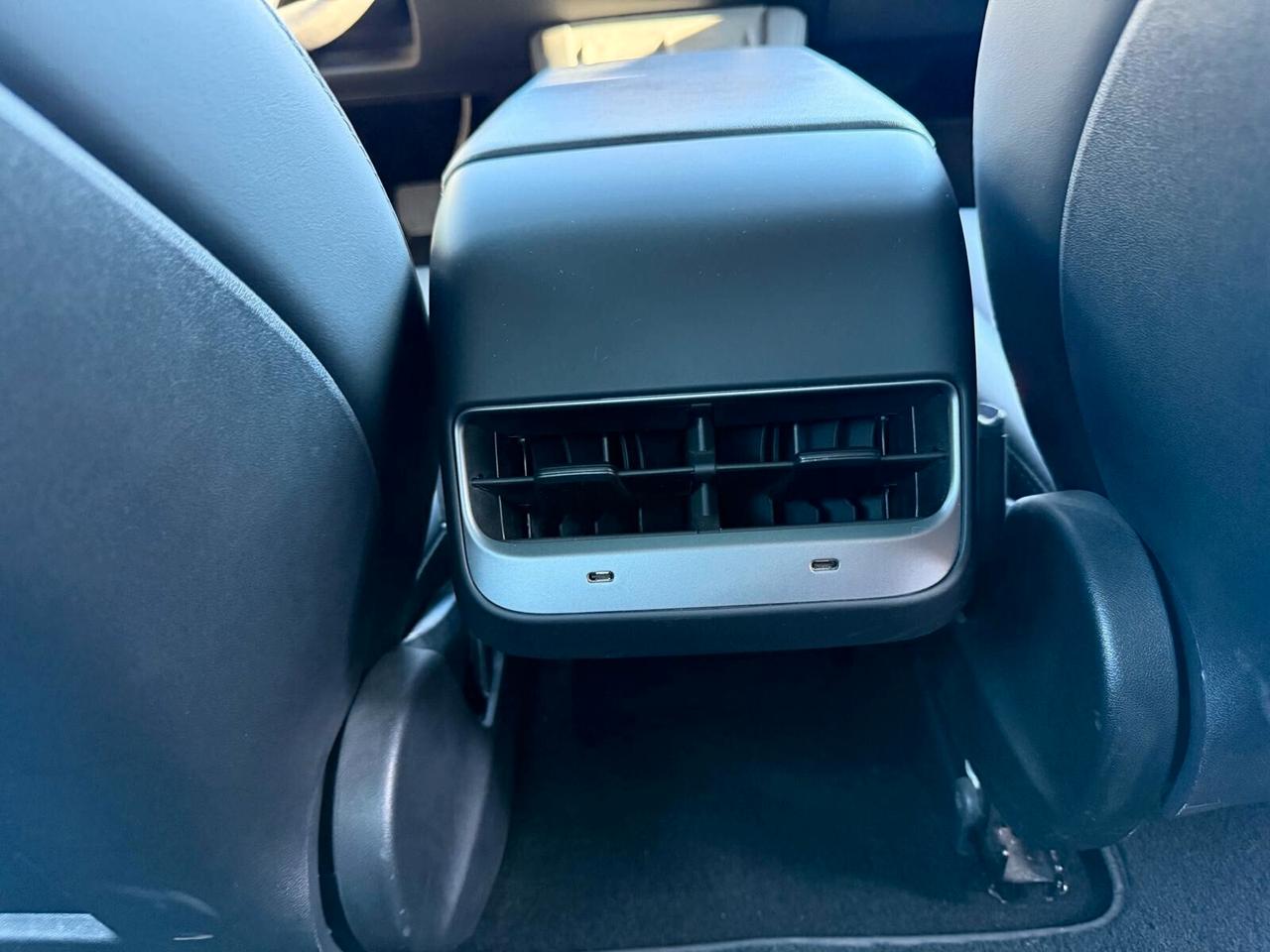 Tesla Model 3 Model 3 Long Range Dual Motor AWD