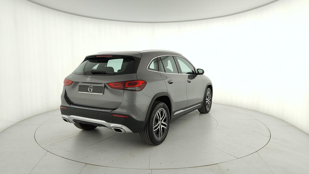 Mercedes-Benz GLA 180 Sport Plus auto