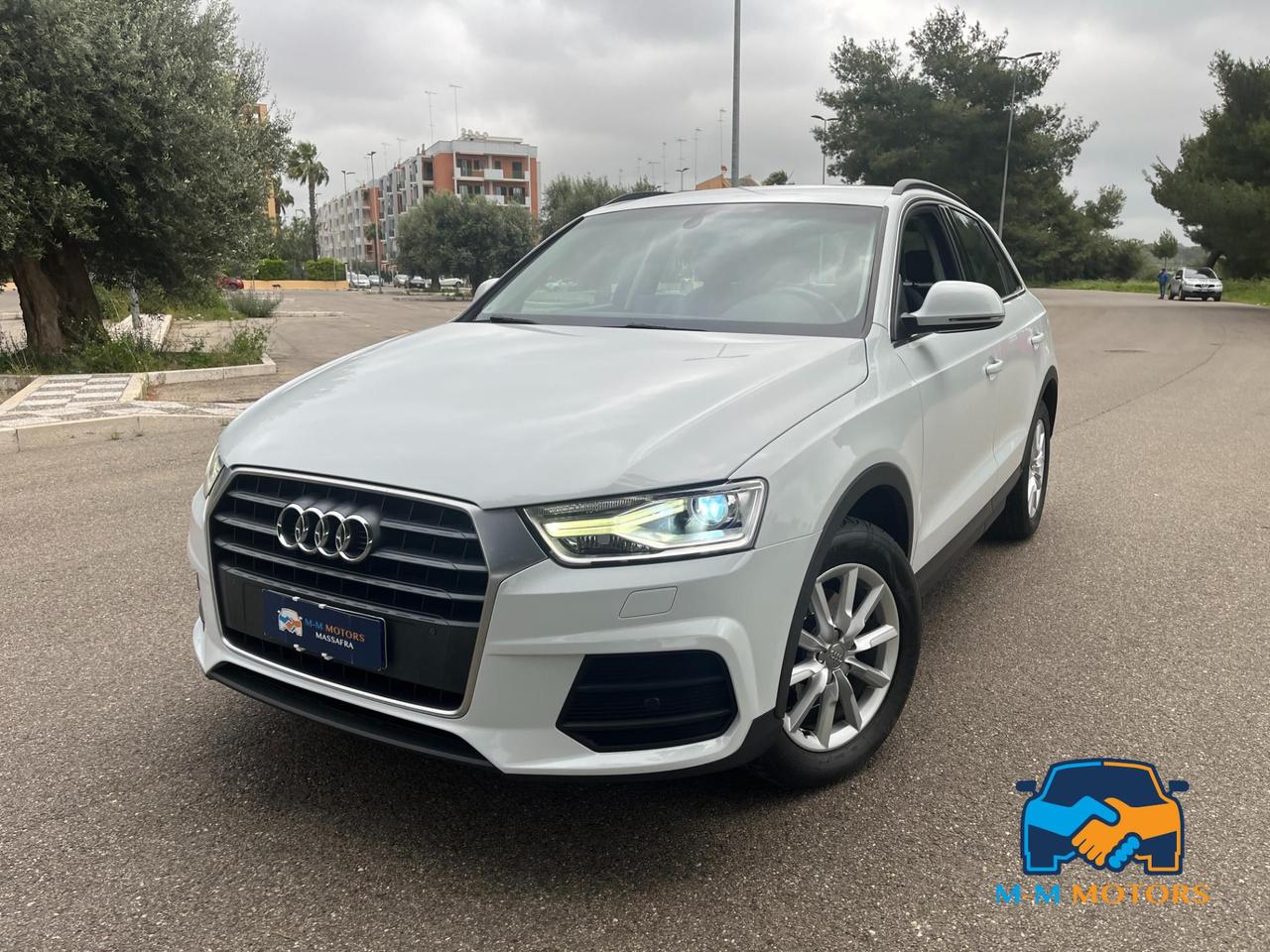 Audi Q3 2.0 tdi Business 150cv s-tronic