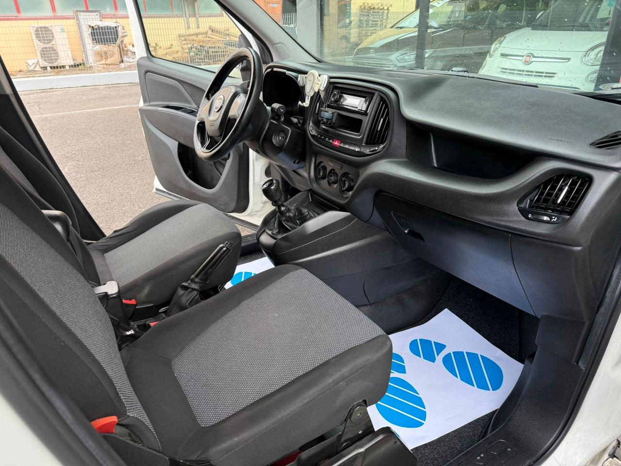 FIAT DOBLO 1.4 METANO 2016 12 MESI DI GARANZIA