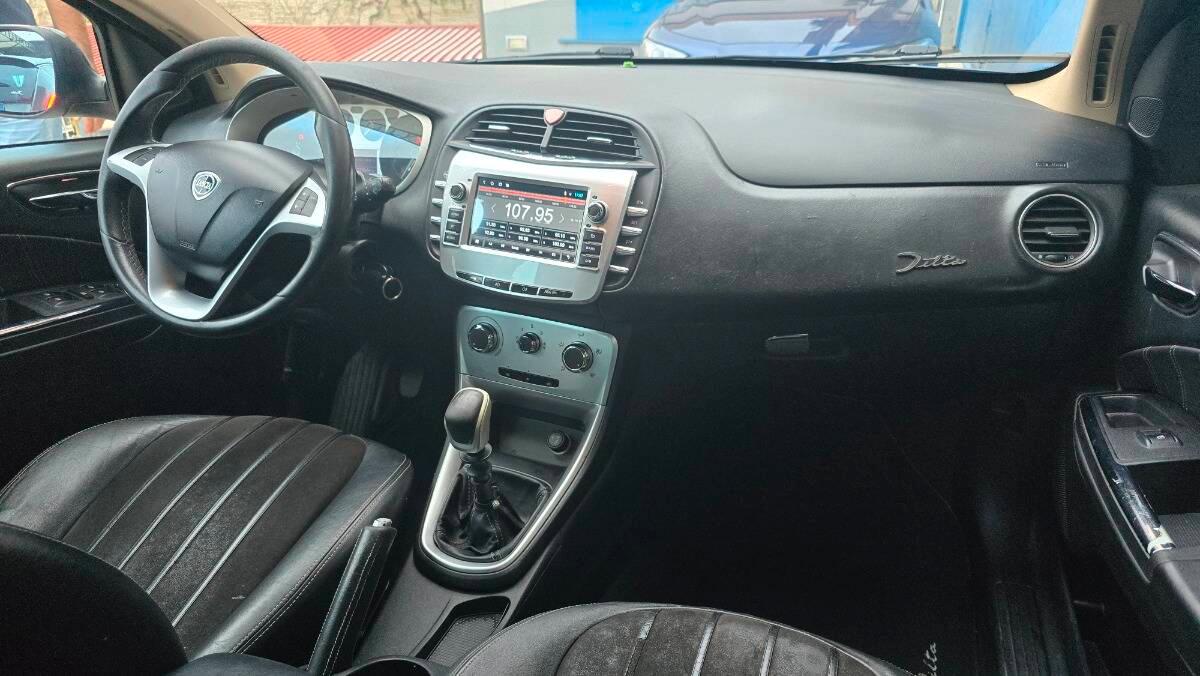 Lancia Delta 1.6 mjt Platino 120cv dpf