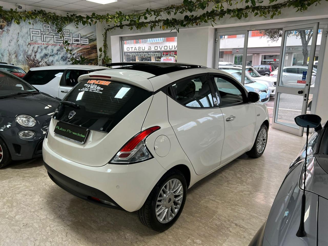 Lancia Ypsilon 1.2 GPL 5 Porte Ecochic Gold TETTO