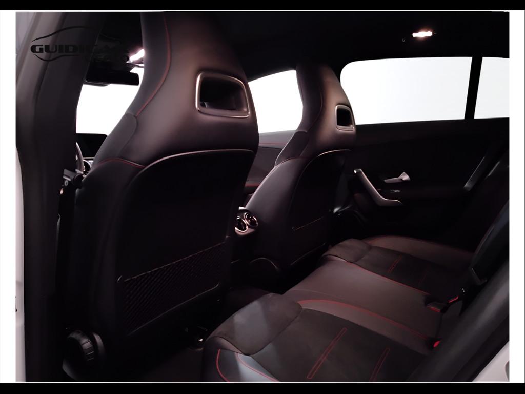 Mercedes-Benz CLA Sh.Brake - X118 - CLA Shooting Brake 200 d Premium auto