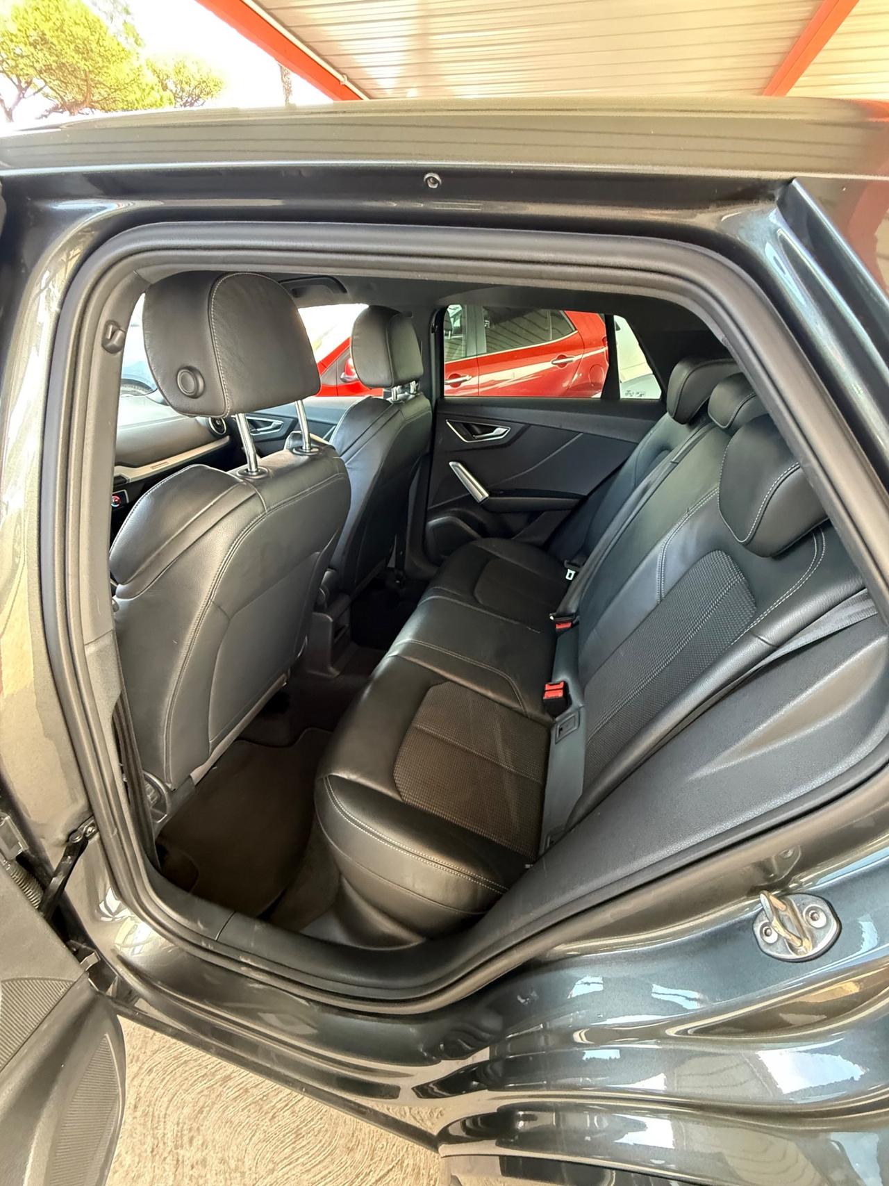 Q2 1.6 TDI-S tronic-Sline-rate-dsg-rate