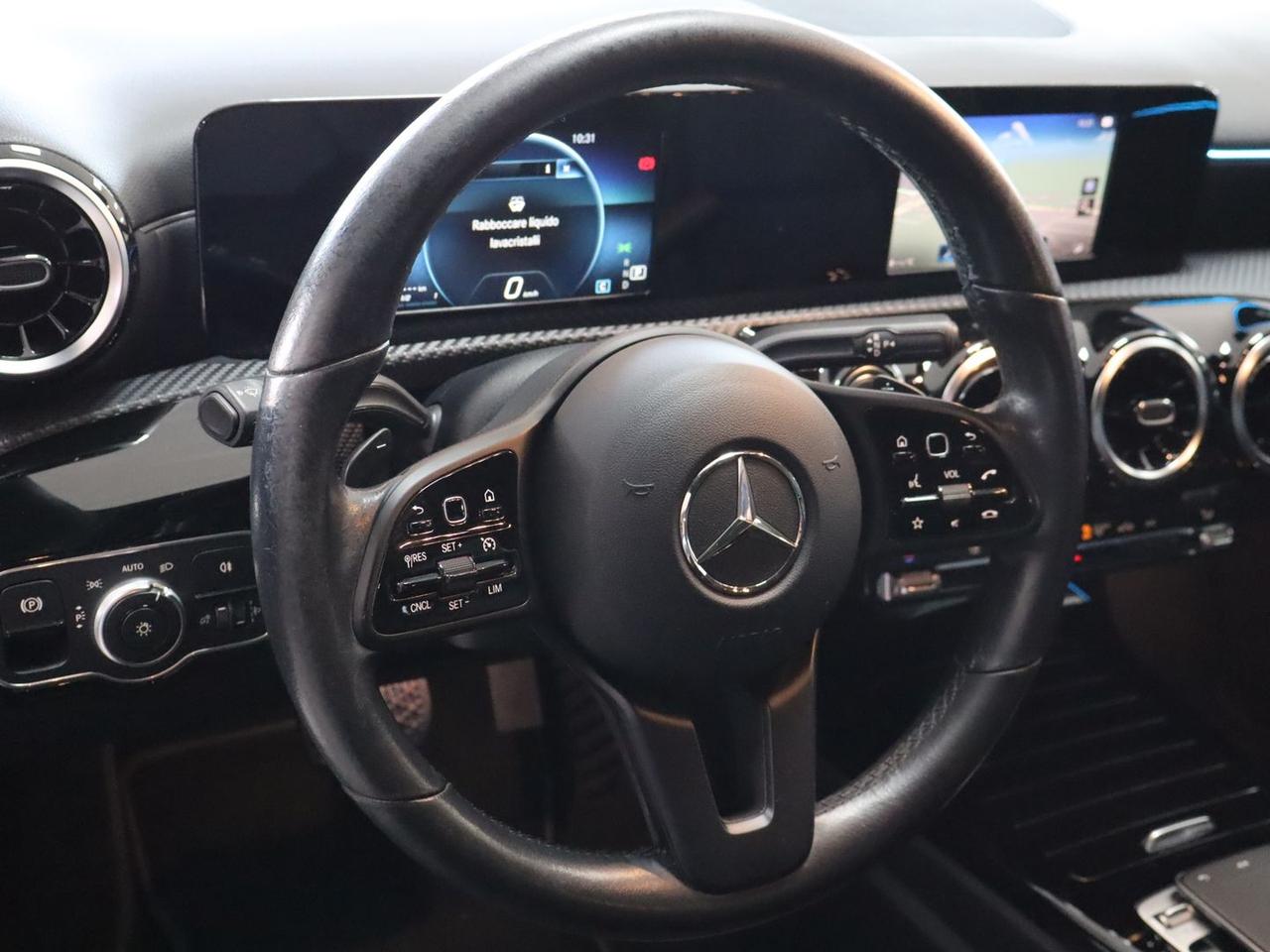 Mercedes-Benz CLA 200 Business Line CLA 200 #10989