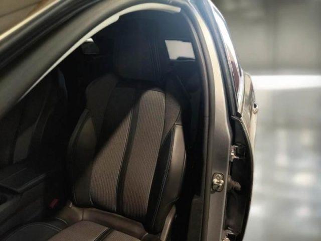 PEUGEOT 3008 BlueHDi 130 S&S EAT8 Allure