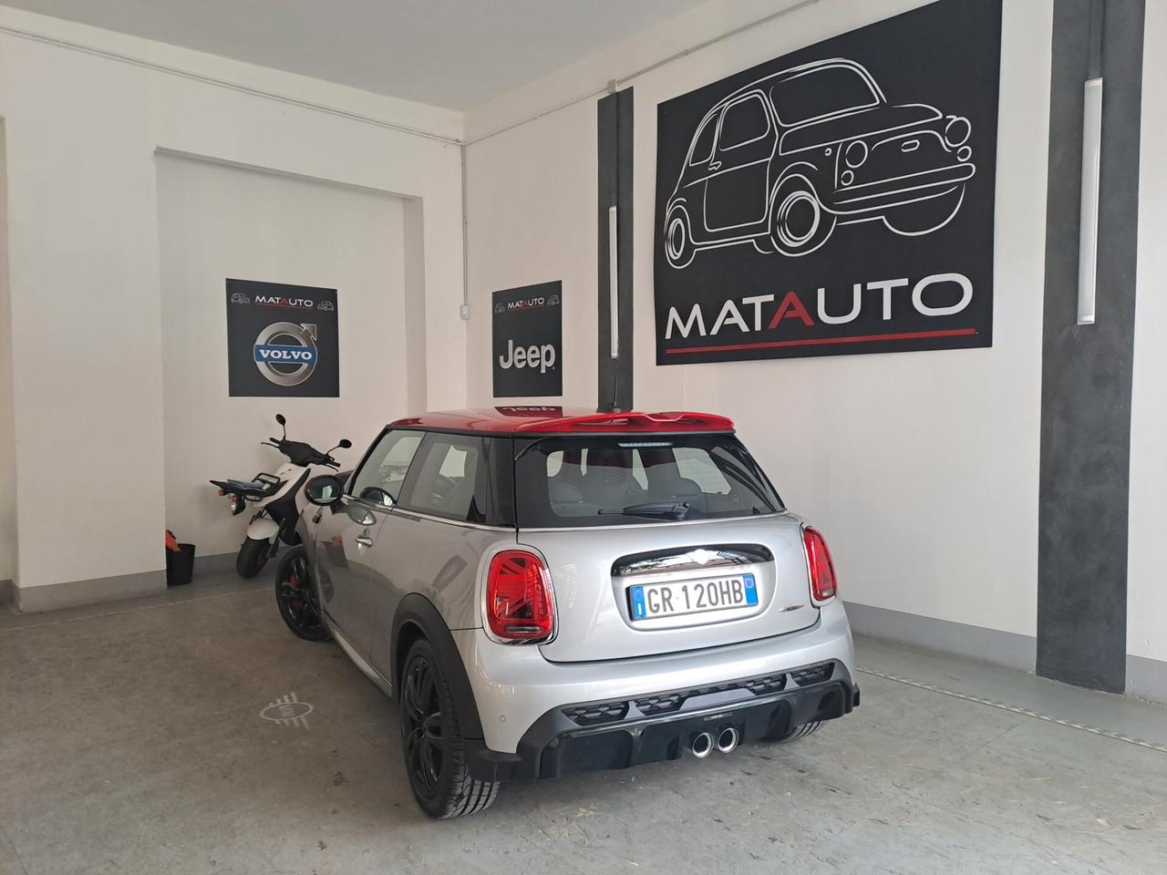 Mini John Cooper Works Coupe JOHN COOPER WORKS