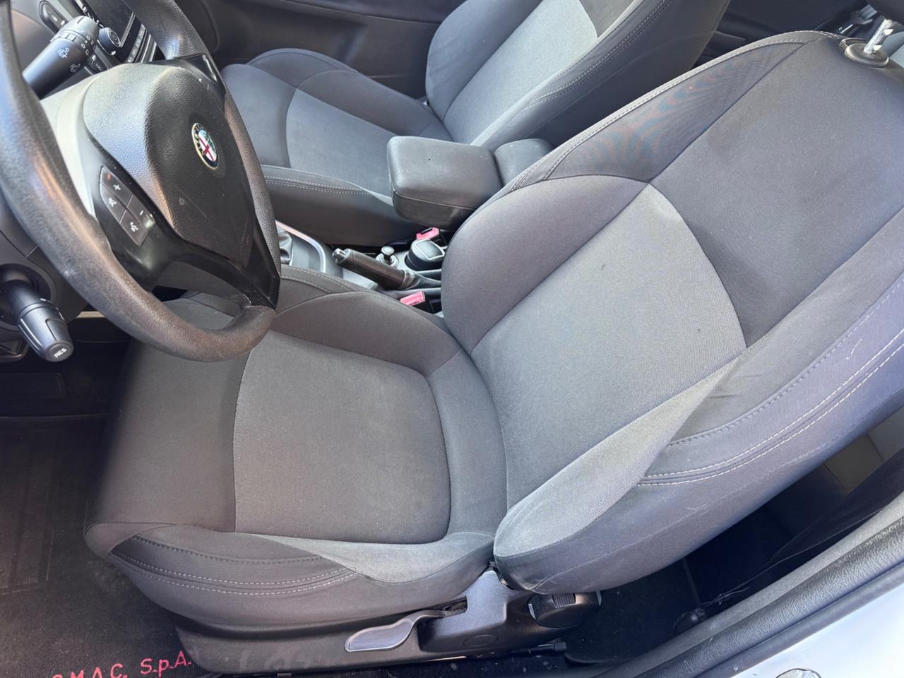 Alfa Romeo Giulietta 1.6 JTDm-2 neopaten garanzia 12 m