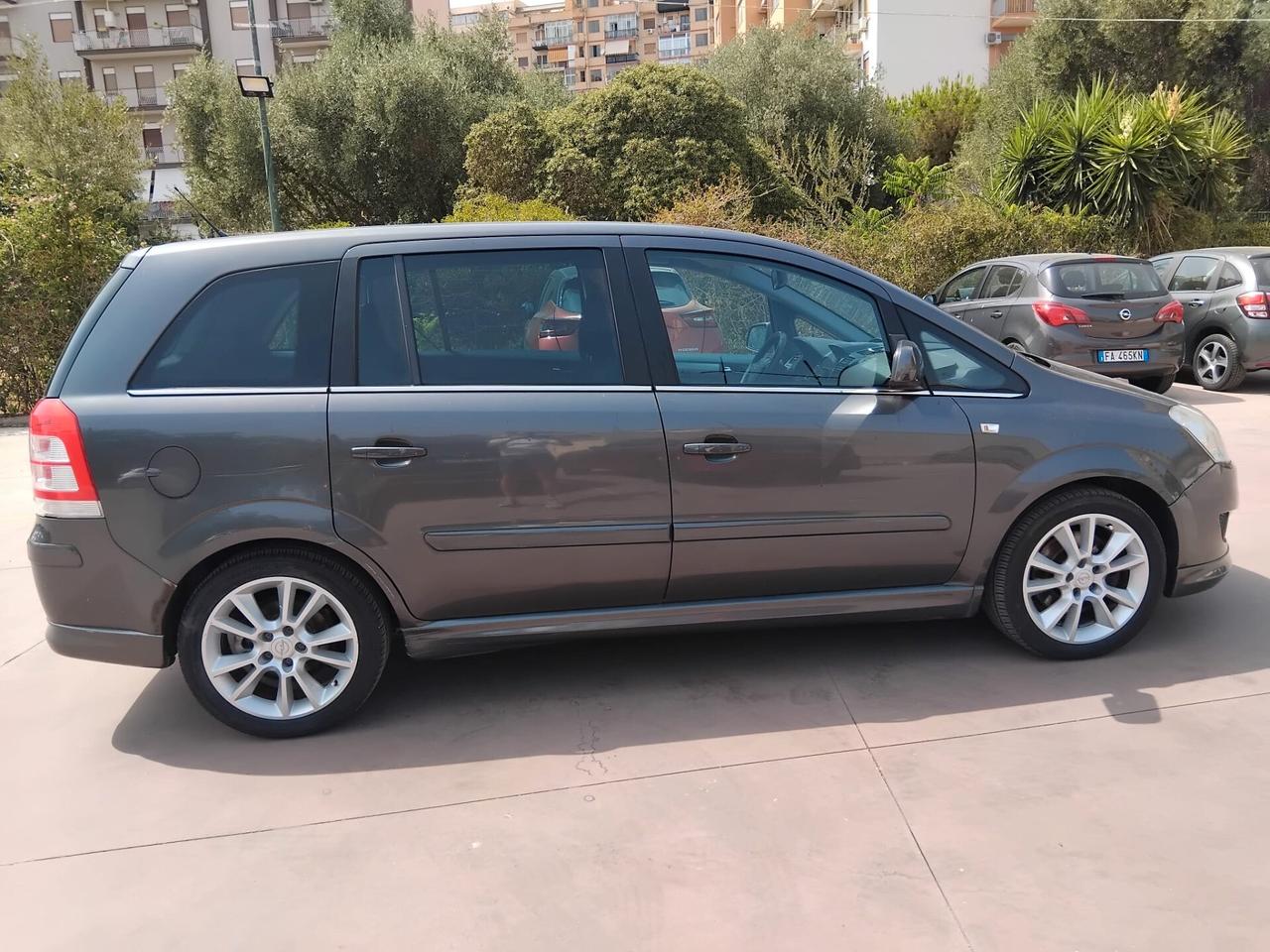 OPEL ZAFIRA 1.7 CDTI 7 POSTI CLIMATIZZATA