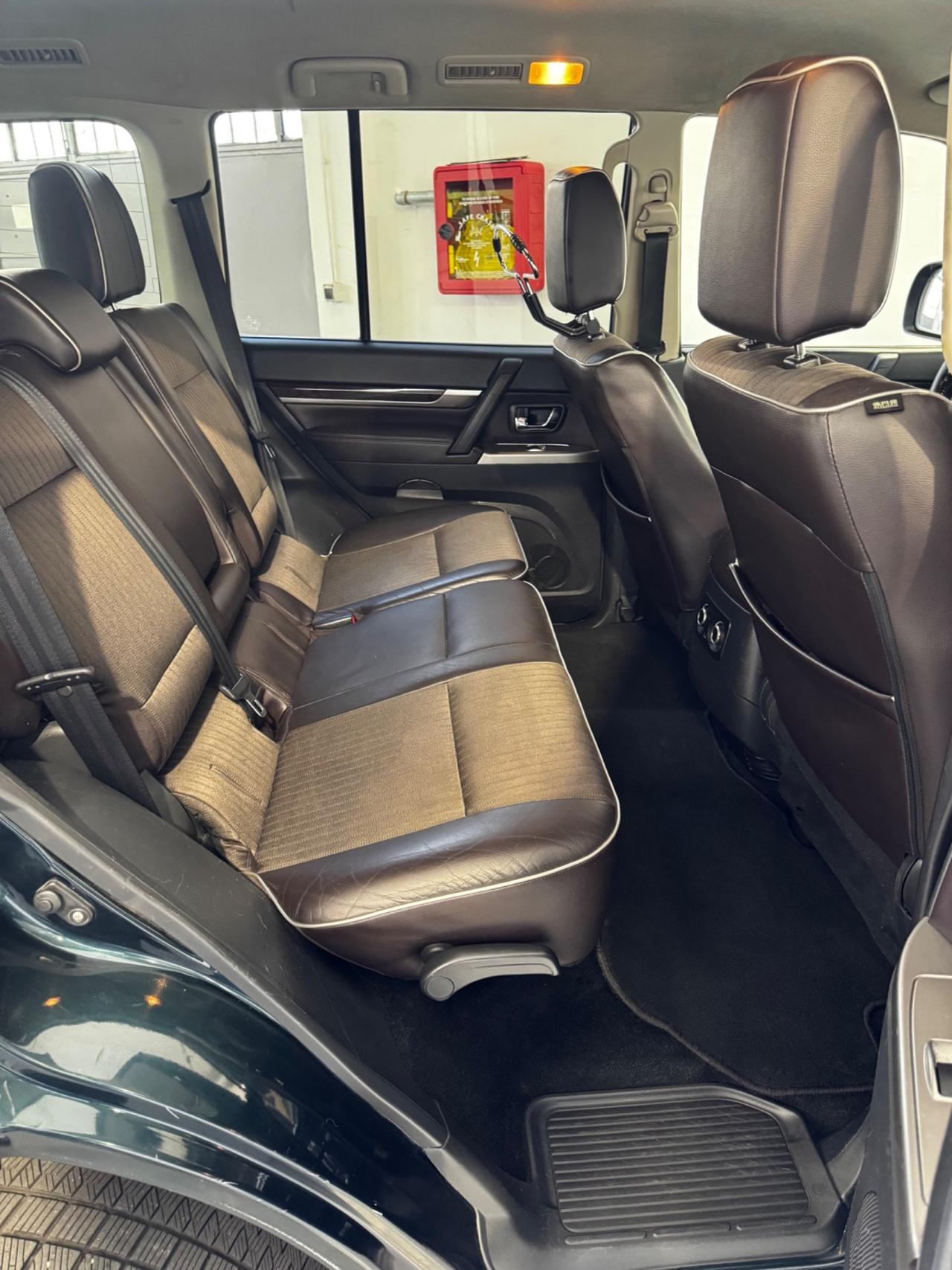 Mitsubishi Pajero 3.2 DI-D 16V 5p. Intense DPF