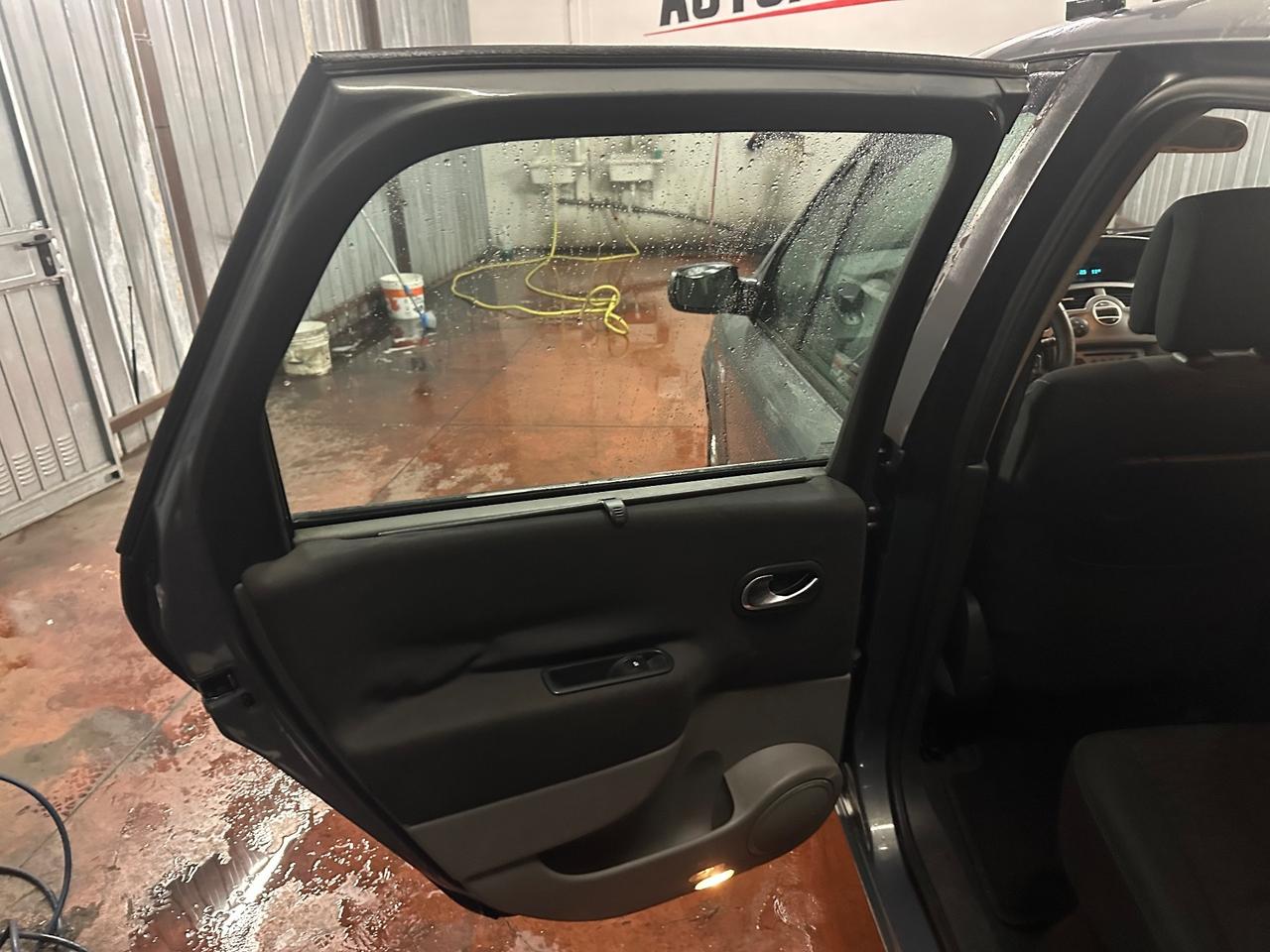 Renault Scenic Scénic 2.0 16V Luxe GPL