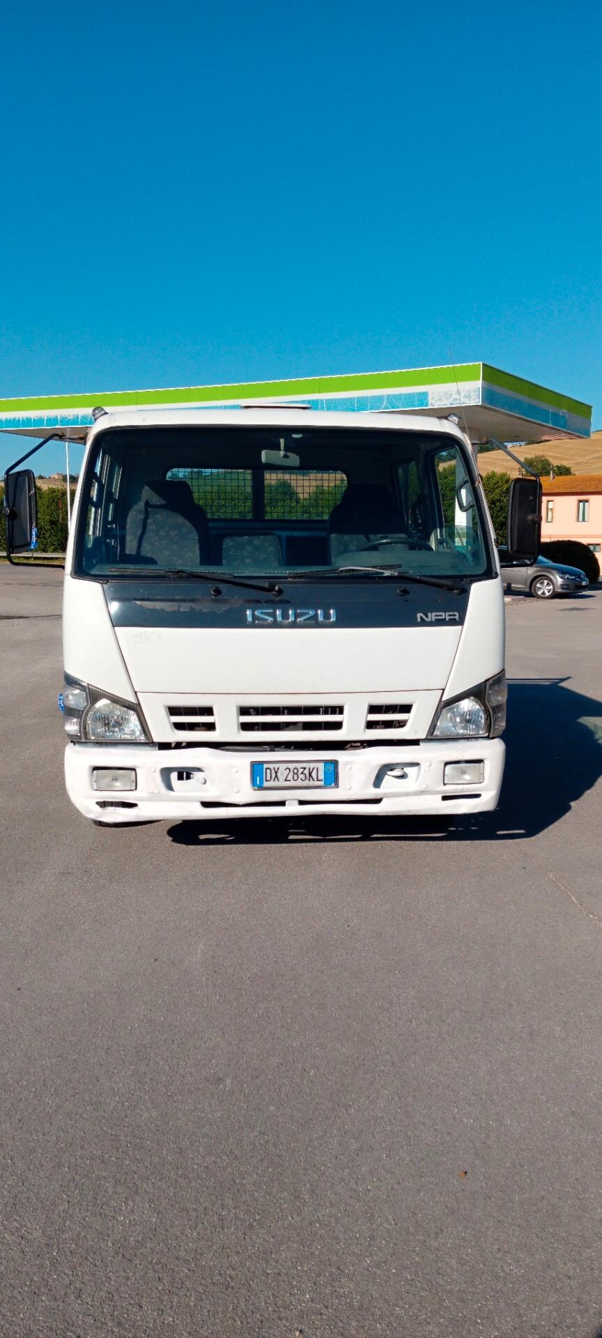 Isuzu npr 3.0 turbo diesel ribaltabile trilaterale doppia cabina