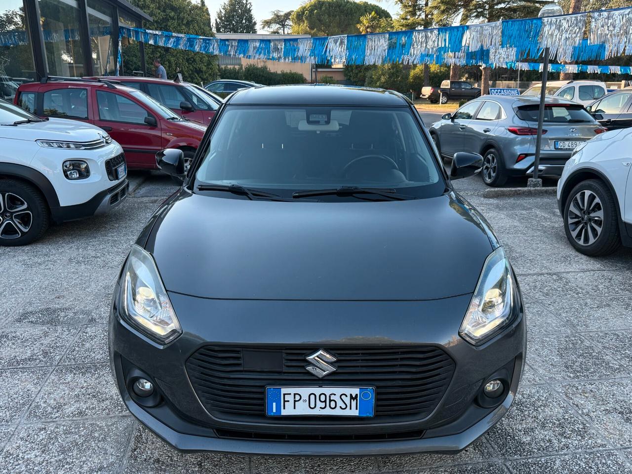 "UNA CHICCA" Suzuki Swift 1.2 Hybrid Top + GPL