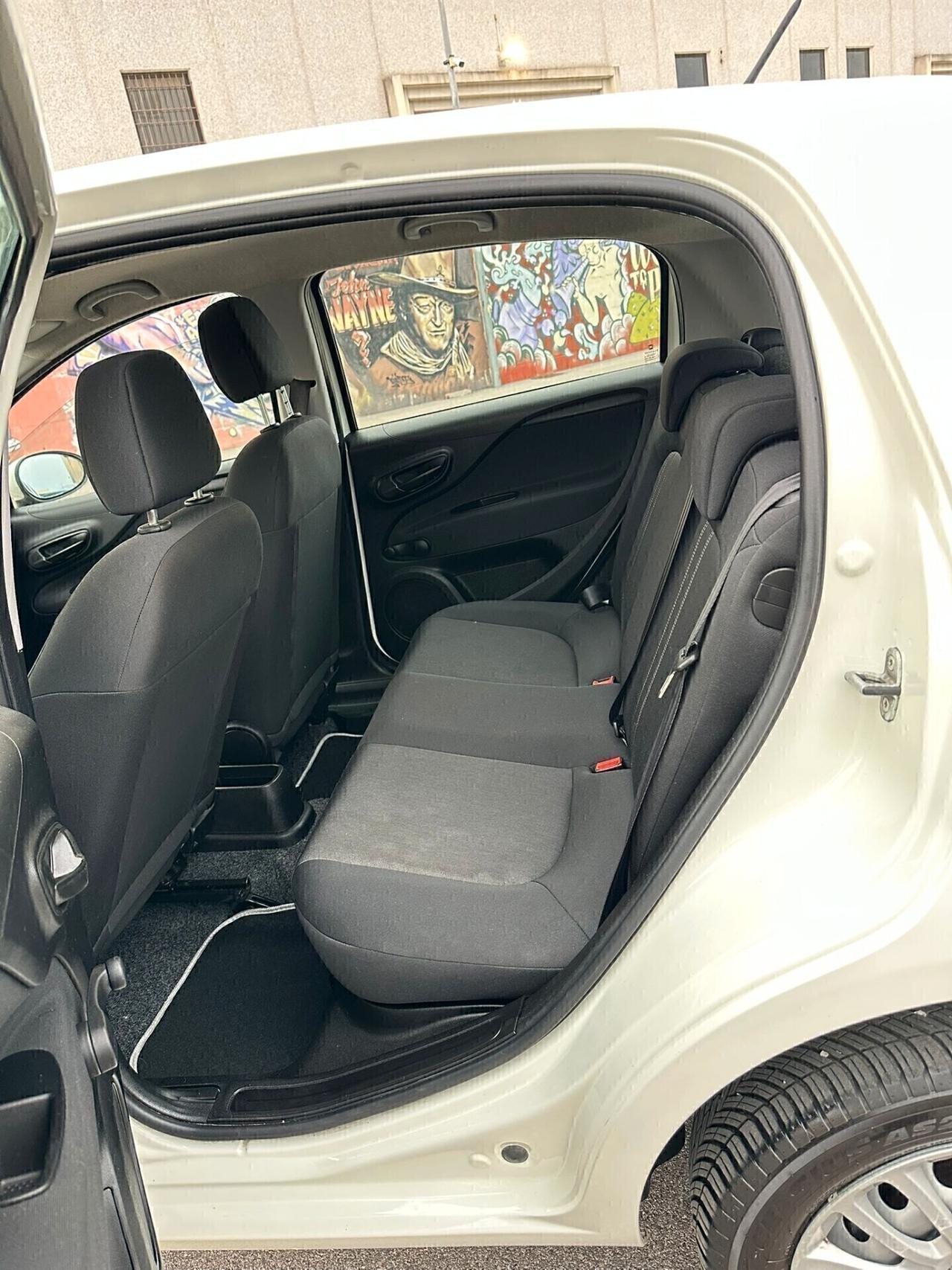 Fiat Punto 1.4 8V 5 porte Natural Power Lounge