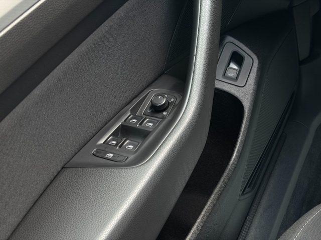 VOLKSWAGEN Passat Variant 2.0 TDI 150Cv *Tetto Apribile*