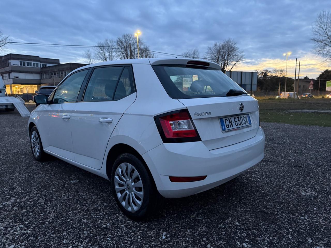 Skoda Fabia 1.0 TSI Twin Color Nero
