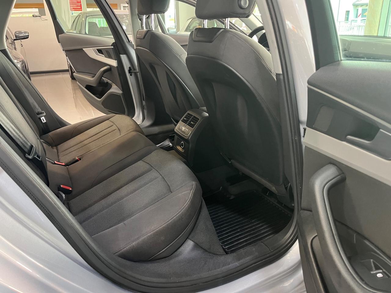 Audi A4 Avant 2.0 tdi Business 150cv s-tronic