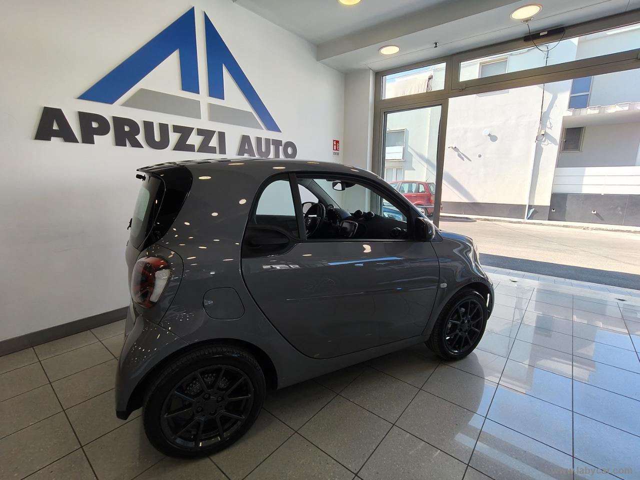 SMART fortwo EQ Racingrey