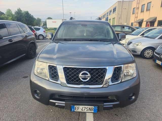 Nissan Pathfinder Pathfinder III 2010 2.5 dci XE