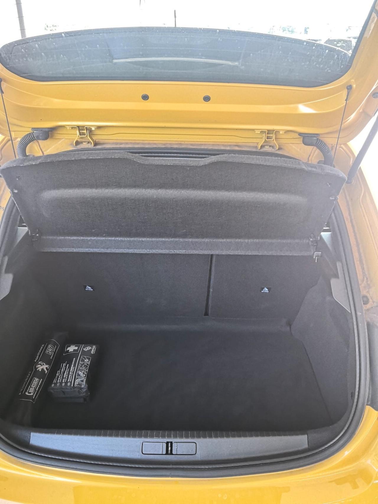 Peugeot 208 1.2 PureTech 75 Stop&Start 5 porte ***NEOPATENTATI***UNIPROPRIETARIO***