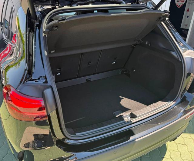 MERCEDES-BENZ GLA 200 AMG Line Prem Plus