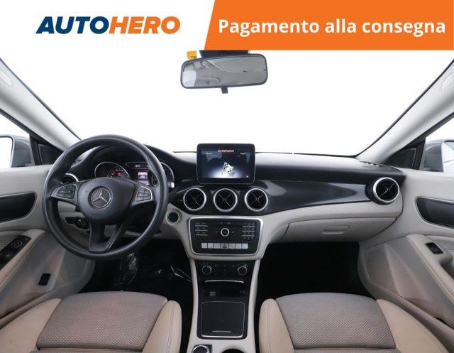 MERCEDES-BENZ CLA 180 d Automatic Business