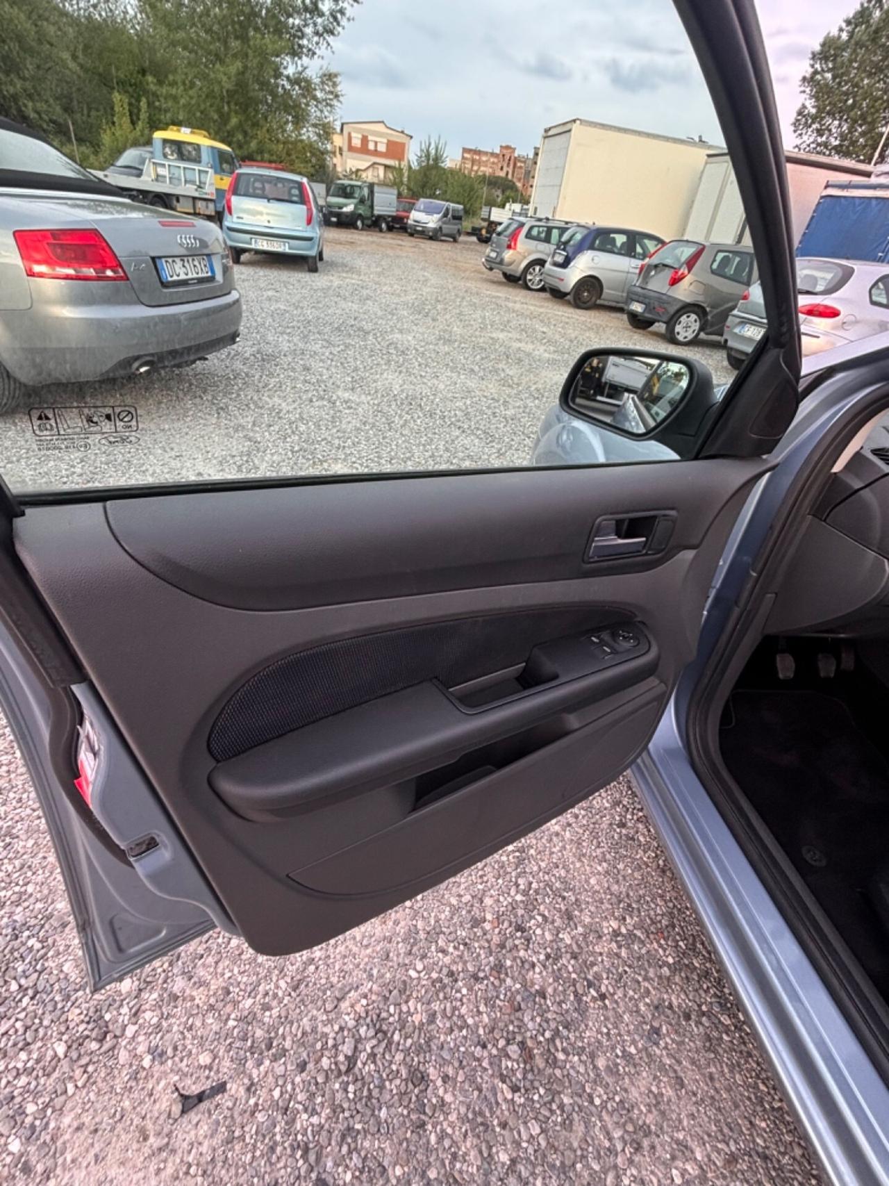 Ford Focus C-Max Focu+ 1.6 TDCi (110CV) 5p. DPF