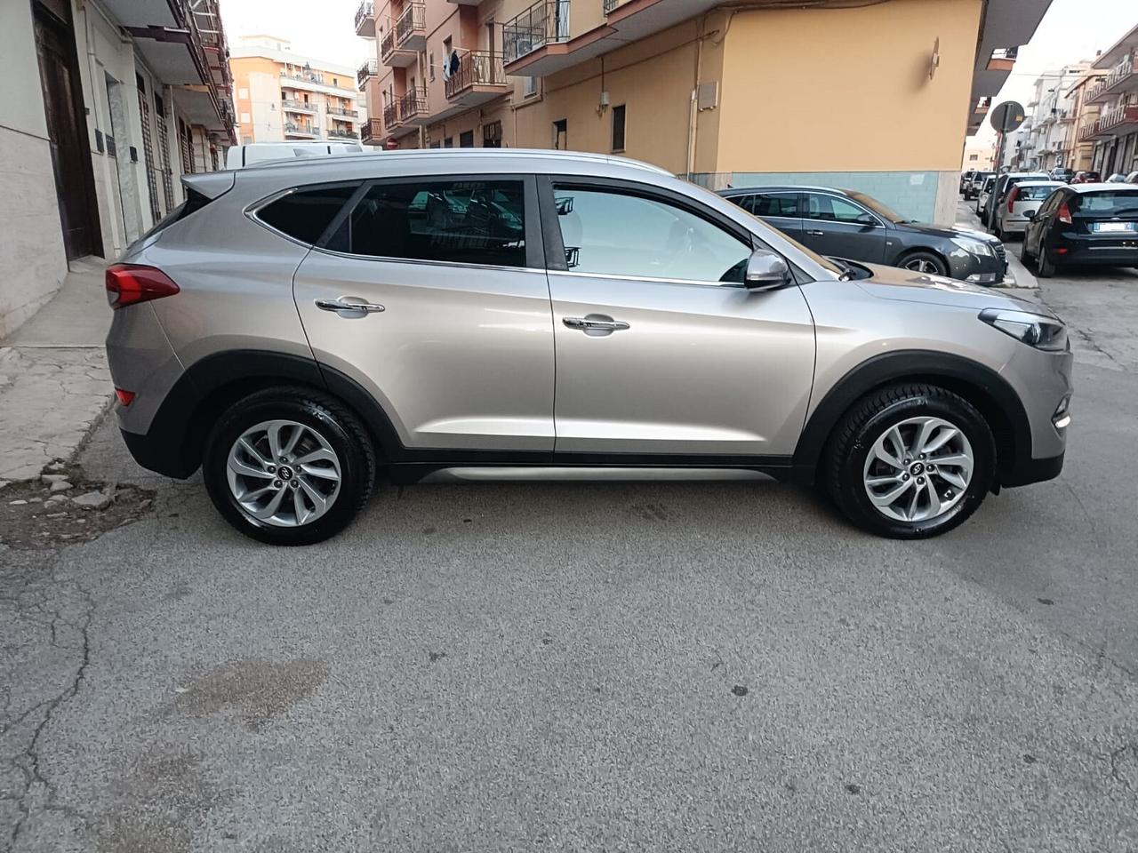 Hyundai Tucson 1.7 CRDi XPossible