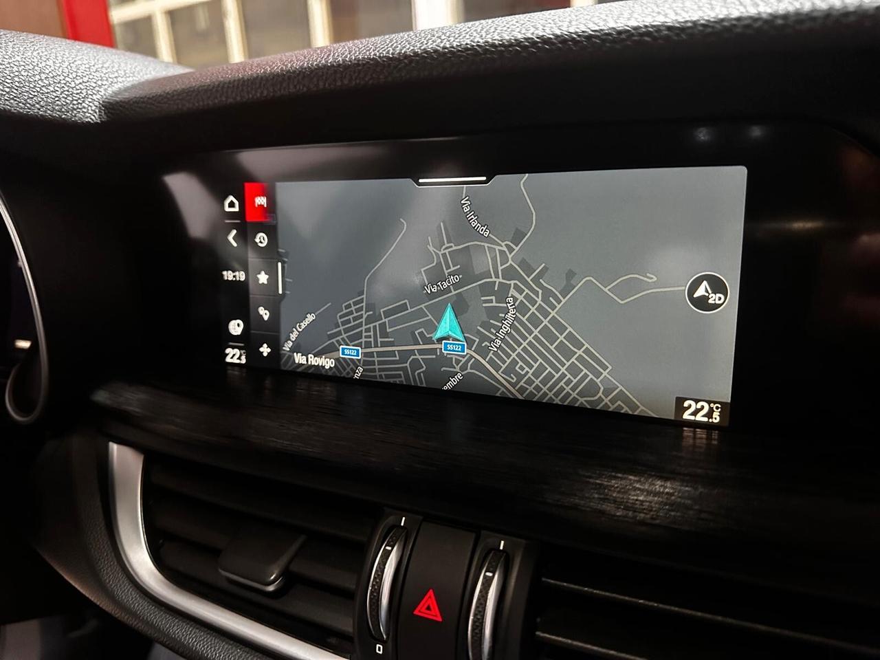 Alfa Romeo Stelvio 2.2 Turbodiesel 160 CV AT8 RWD Business