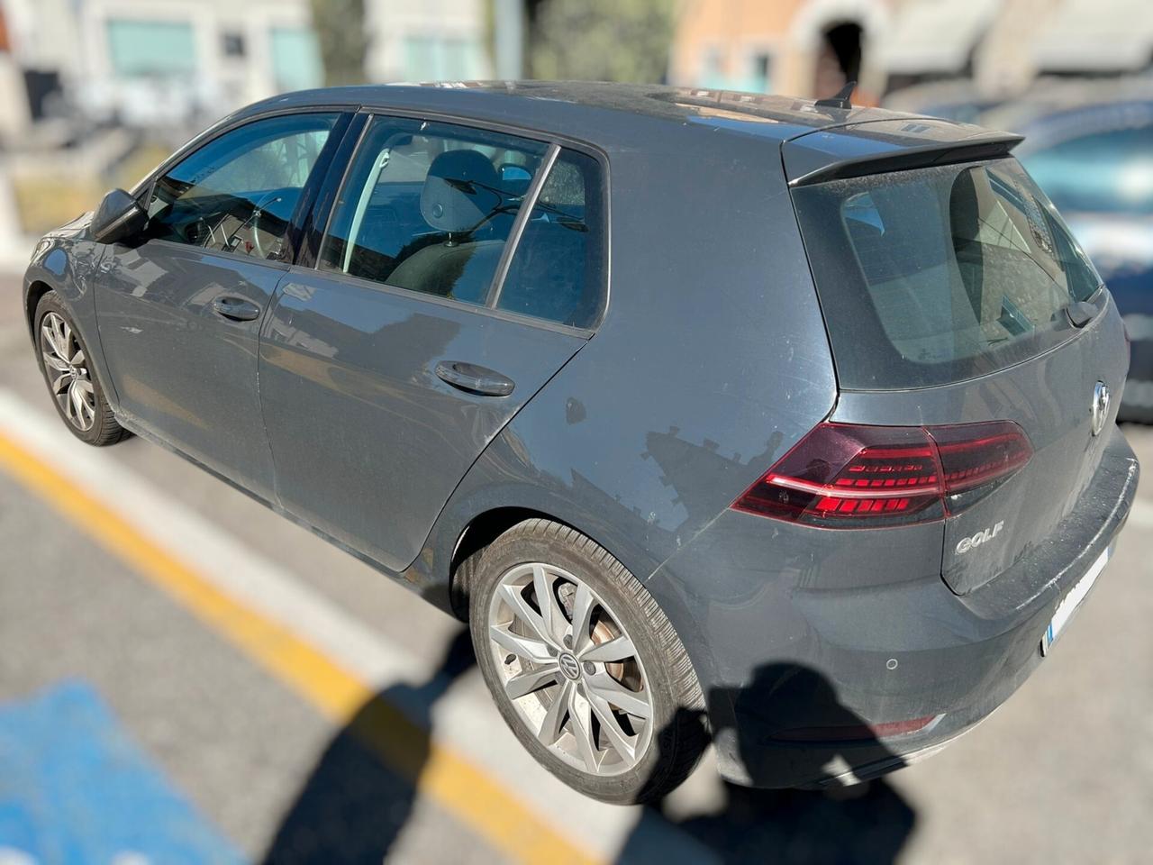 Volkswagen Golf 5p 1.6 tdi 115cv dsg - ANCHE PER NEOPATENTATI