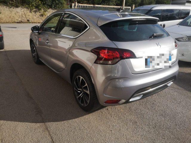 DS AUTOMOBILES DS 4 BlueHDi 120 Connected Chic