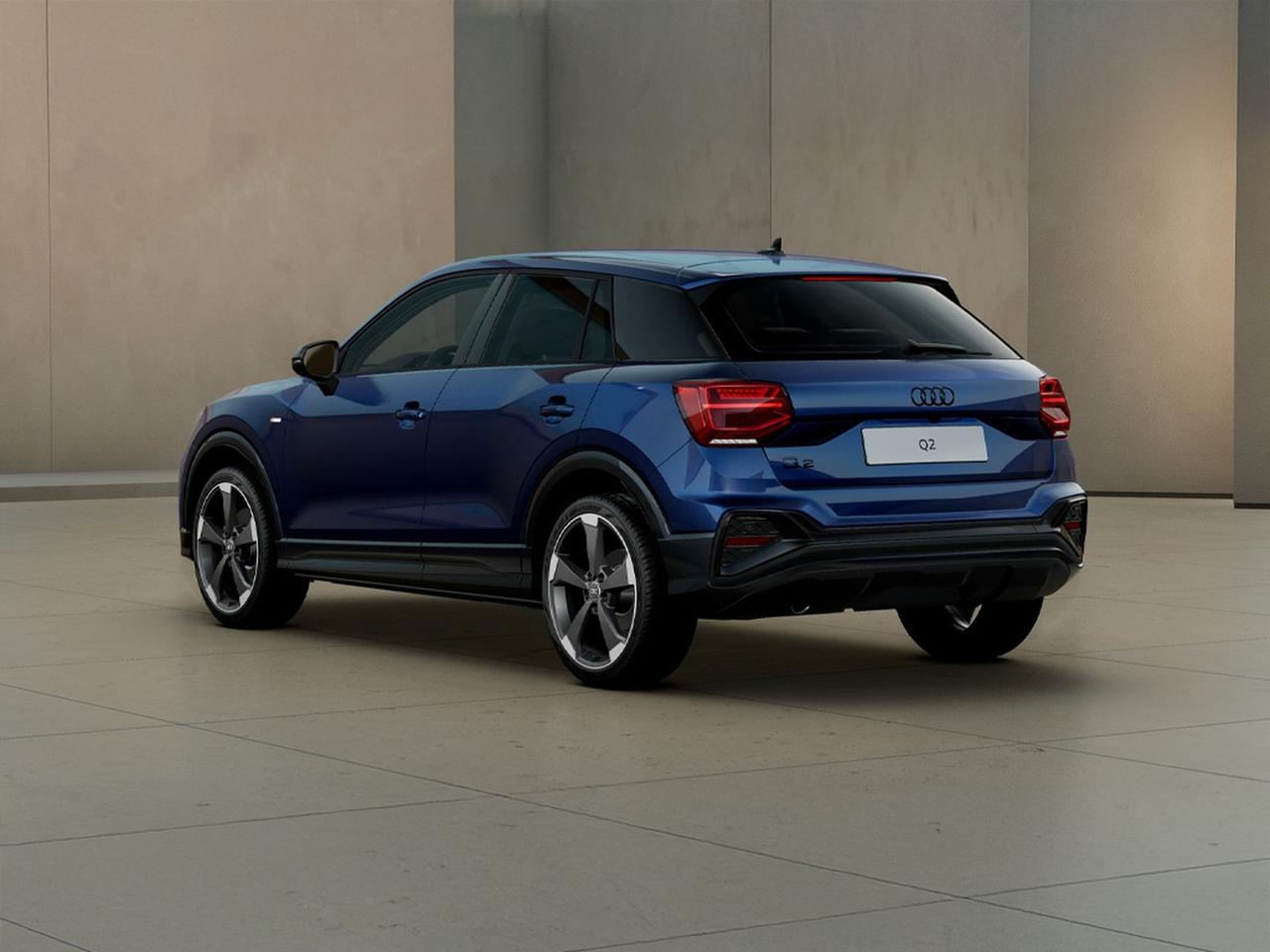 Audi Q2 35 1.5 tfsi identity black s-tronic