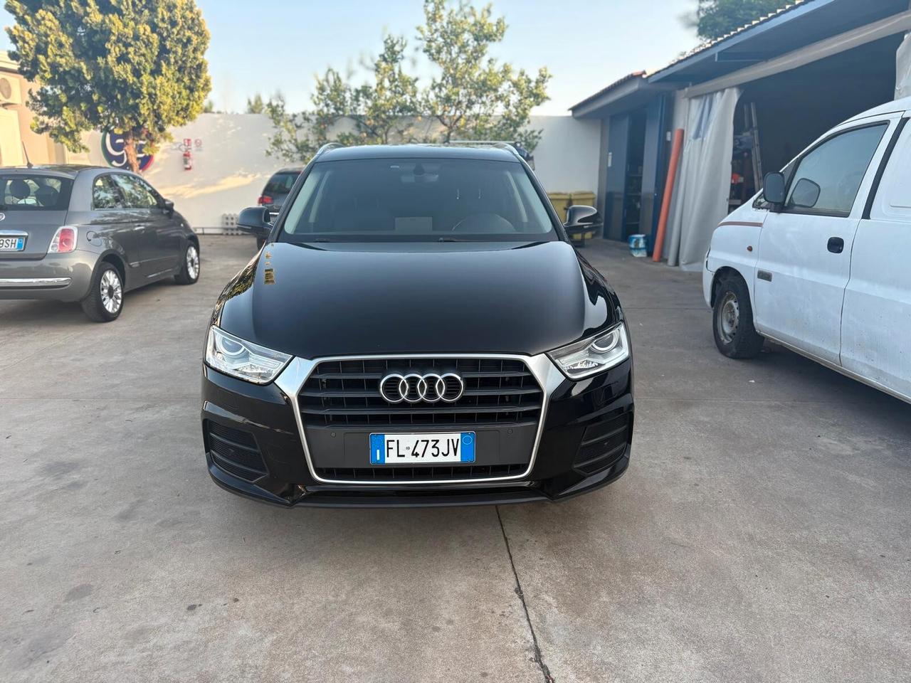Audi Q3 2.0 TDI 120 CV S tronic Business