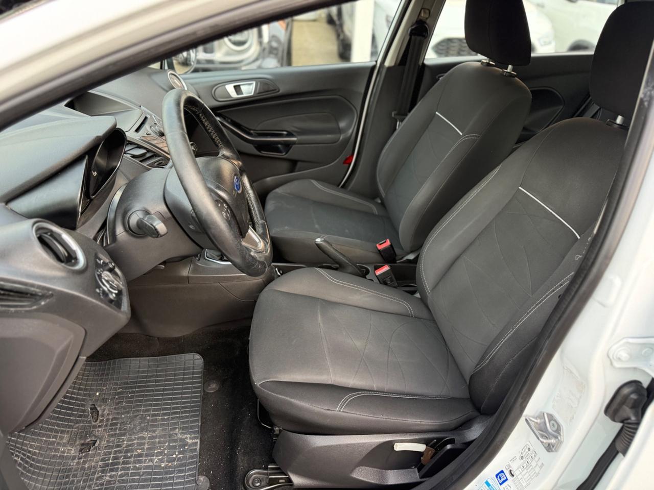 Ford Fiesta 1.5 TDCi 75CV 5 porte