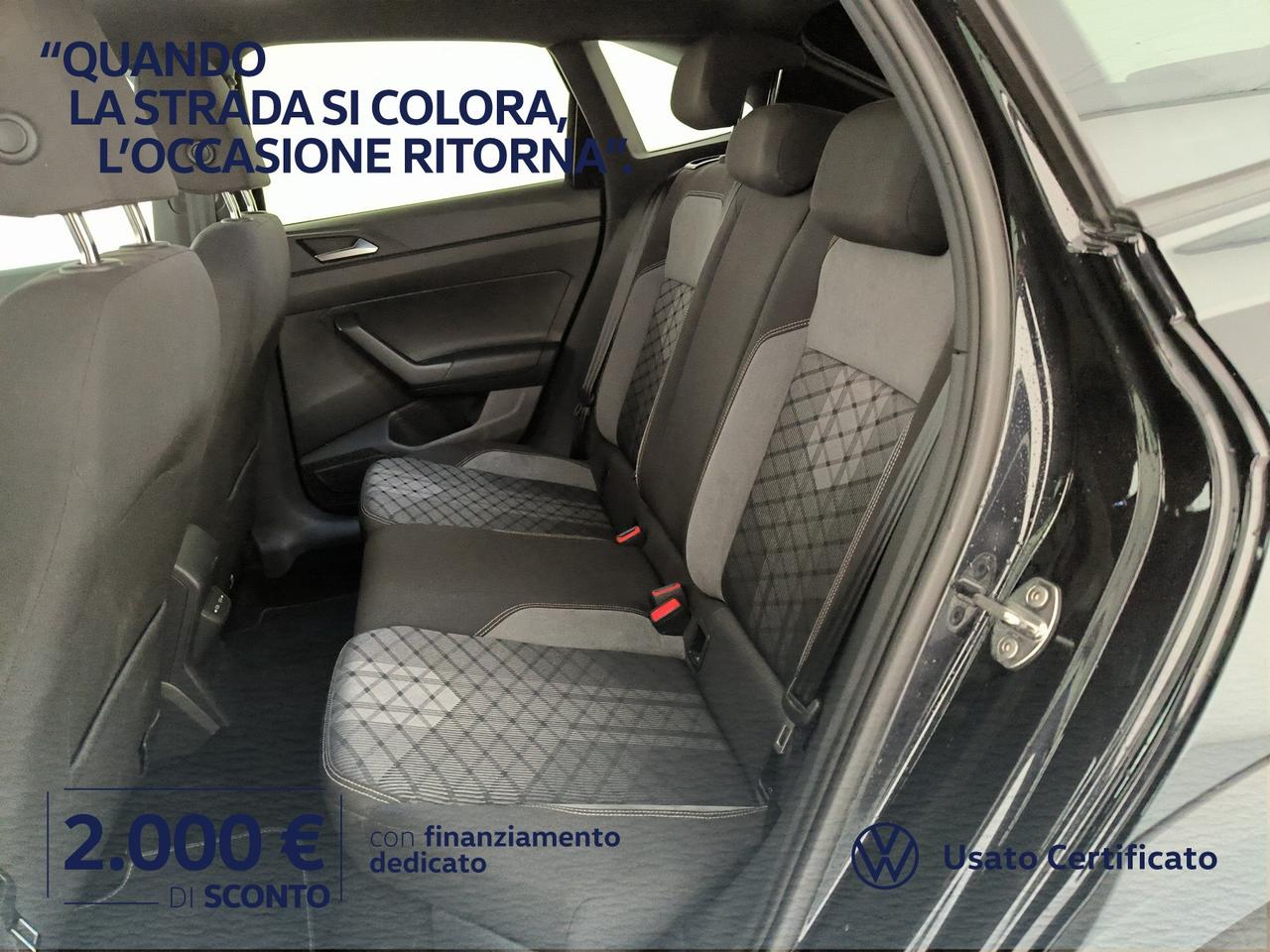 Volkswagen Taigo 1.0 tsi r-line 115cv