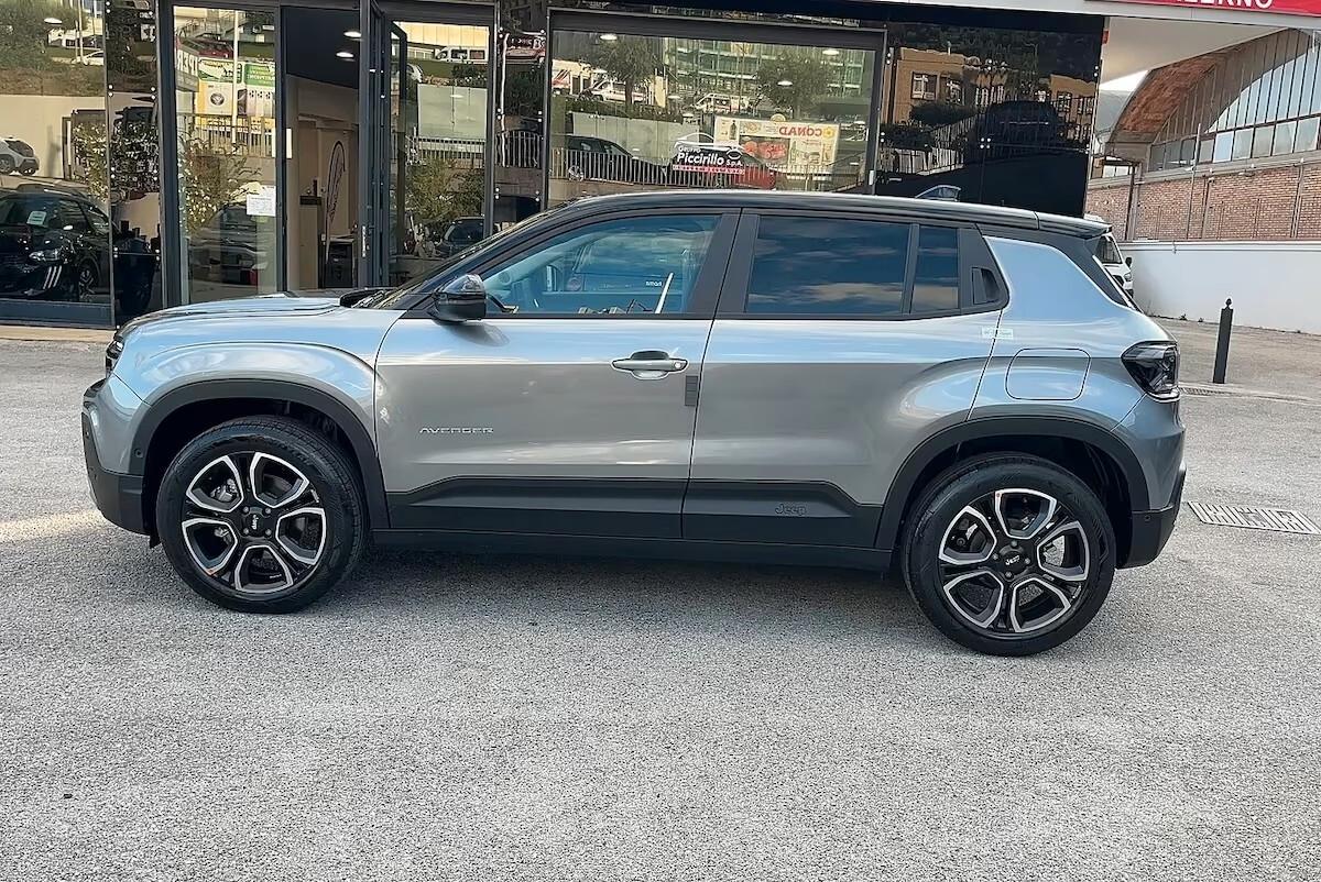 Jeep Avenger 1.2 Turbo 110 CV MHEV Summit
