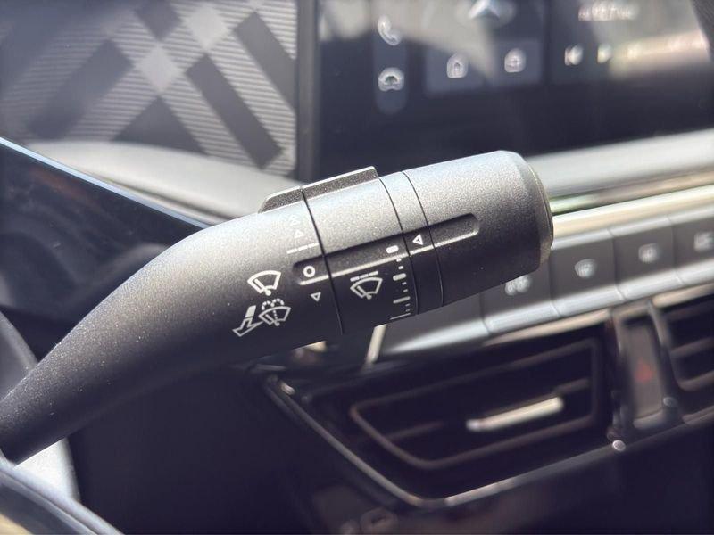 MG MG3 MG3 5p 1.5 Hybrid+ ( 194cv complessivi ) automatica Standard