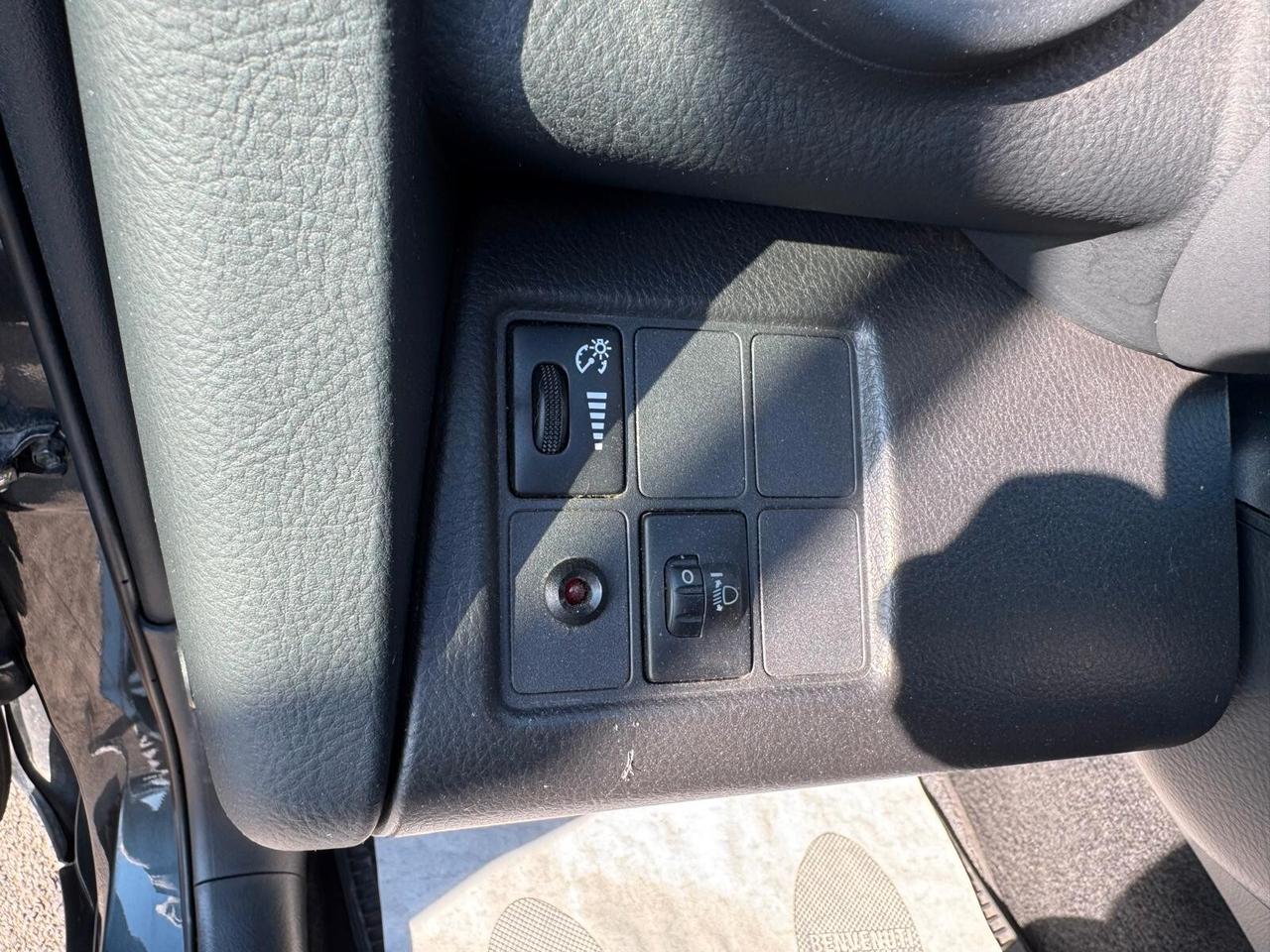 Toyota RAV 4 2.2 D-4D 136CV 5P LUXURY 2006