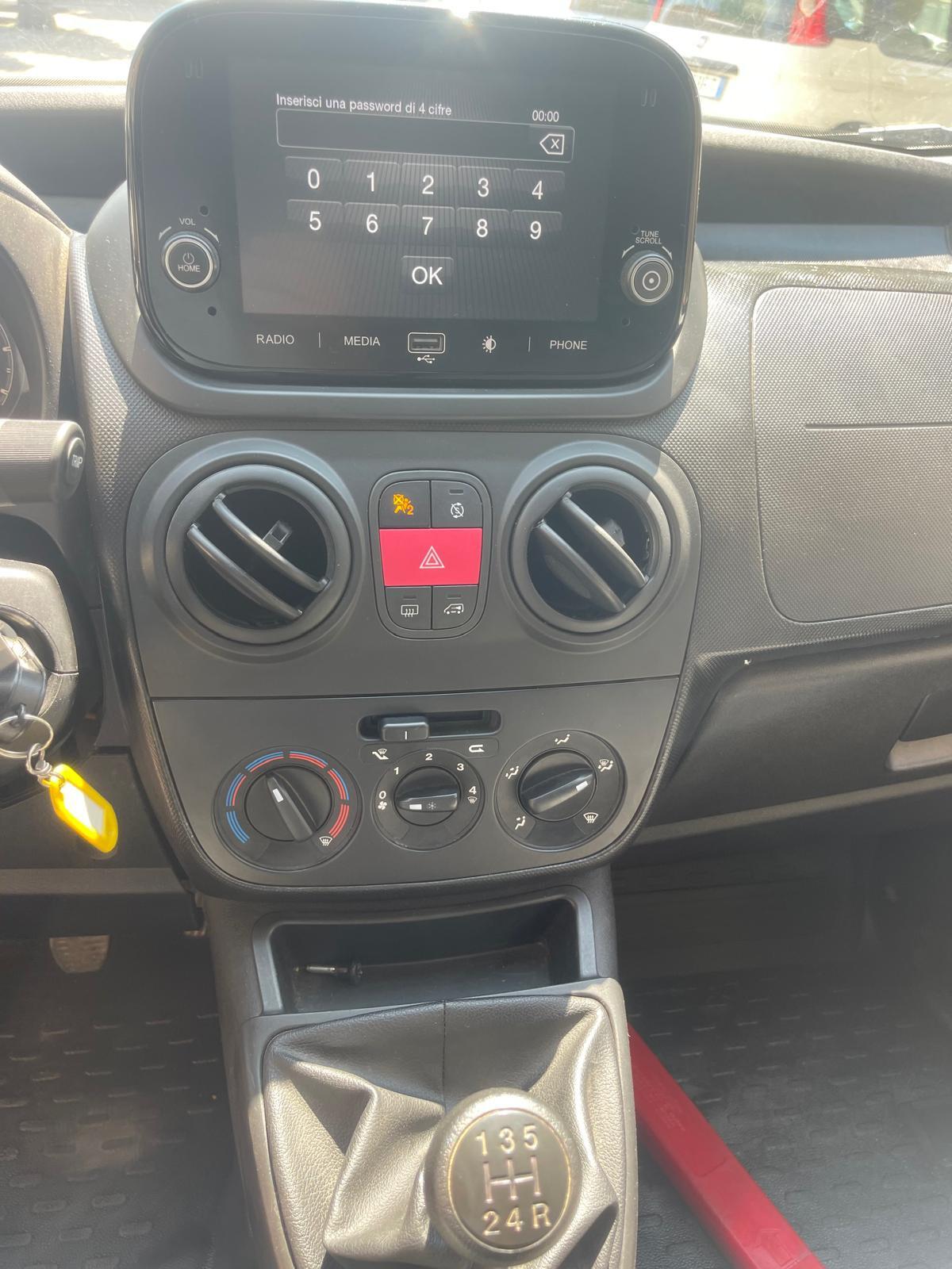 Fiat Fiorino 1.3 MJT 95CV Cargo SX