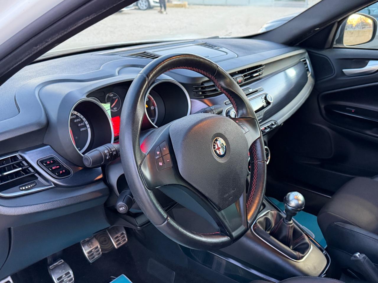 Alfa Romeo Giulietta 1.6 JTDm-2 105 CV Exclusive